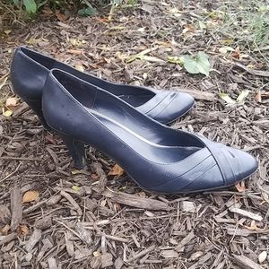 East 5th pretty blue heels!